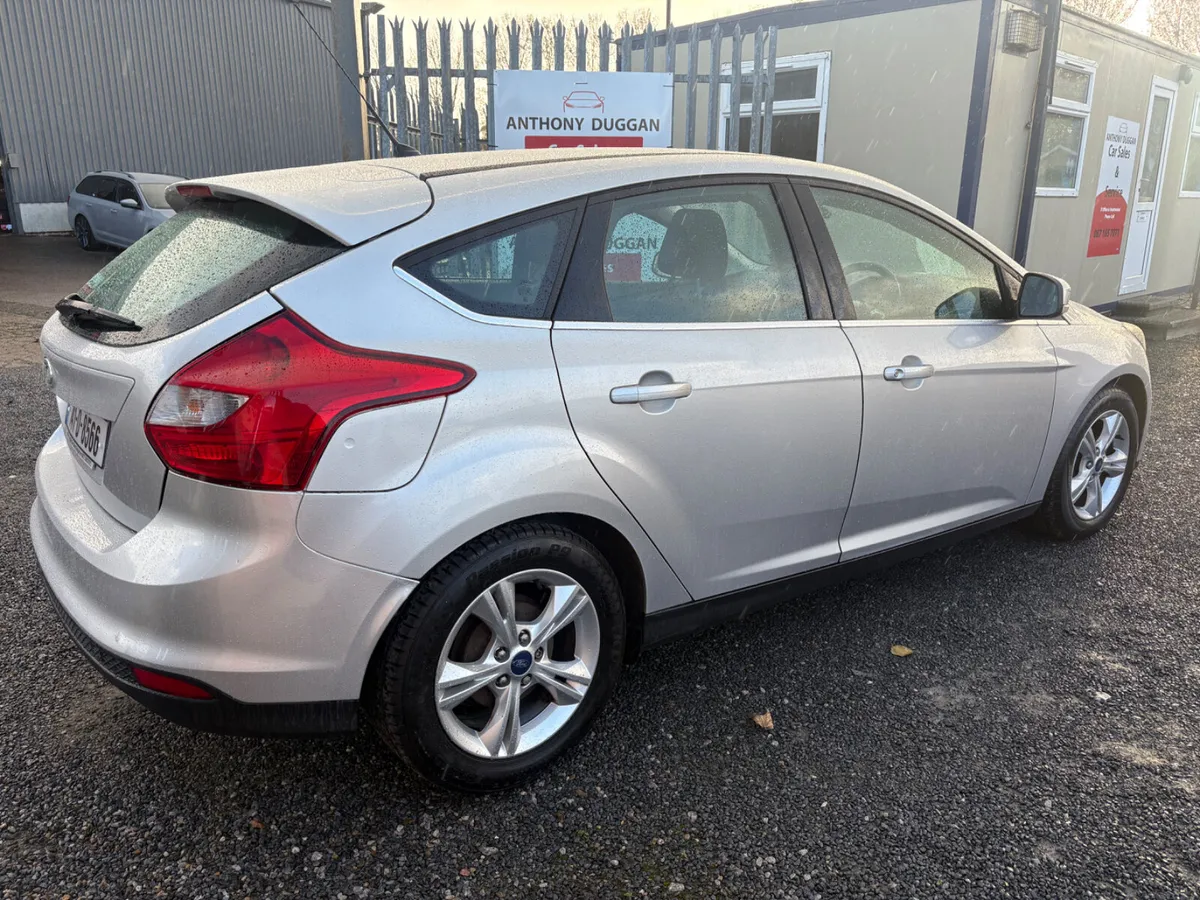 Ford Focus 1.6tdci hatchback - Image 3