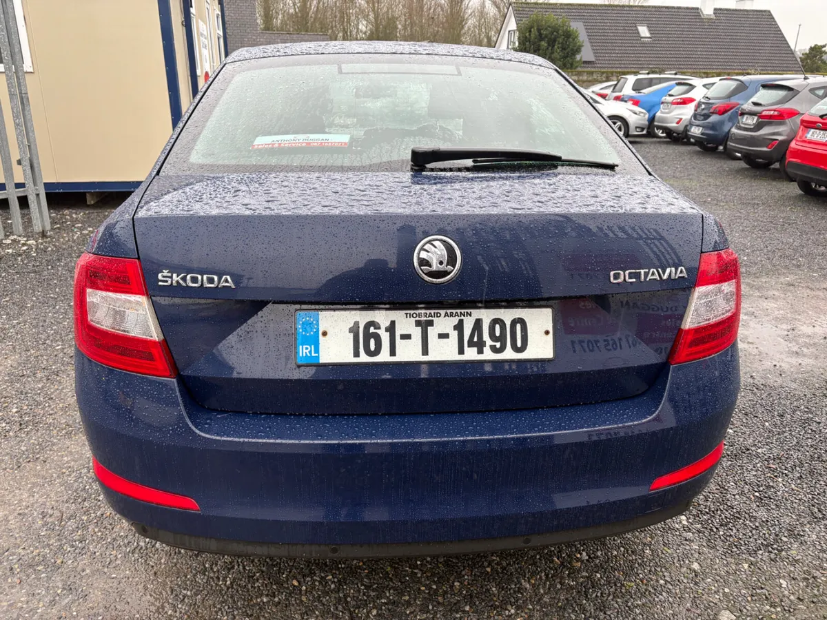 Skoda Octavia 1.6tdi STYLE - Image 4