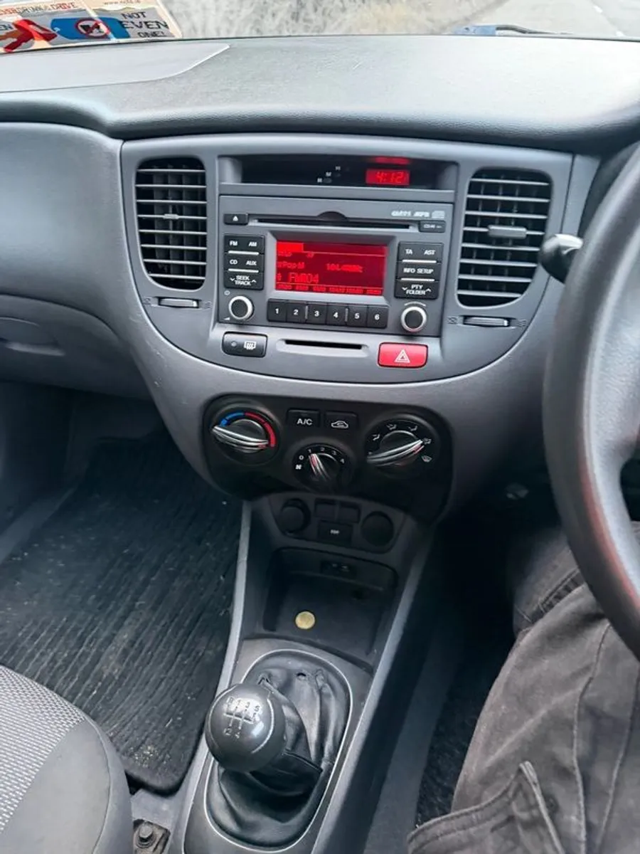 2011 Kia Rio - Image 4