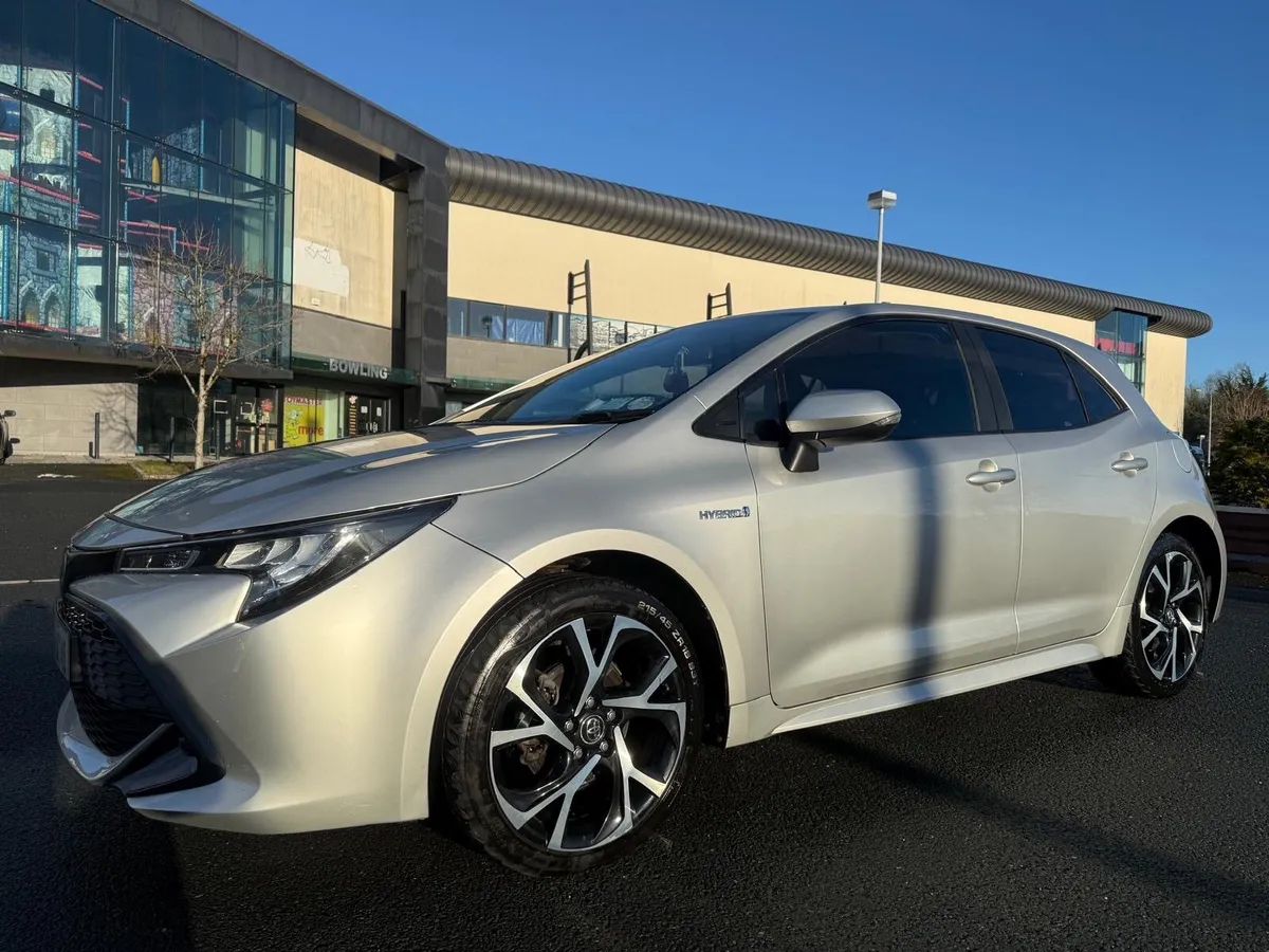 Toyota Corolla 2019 - Image 1
