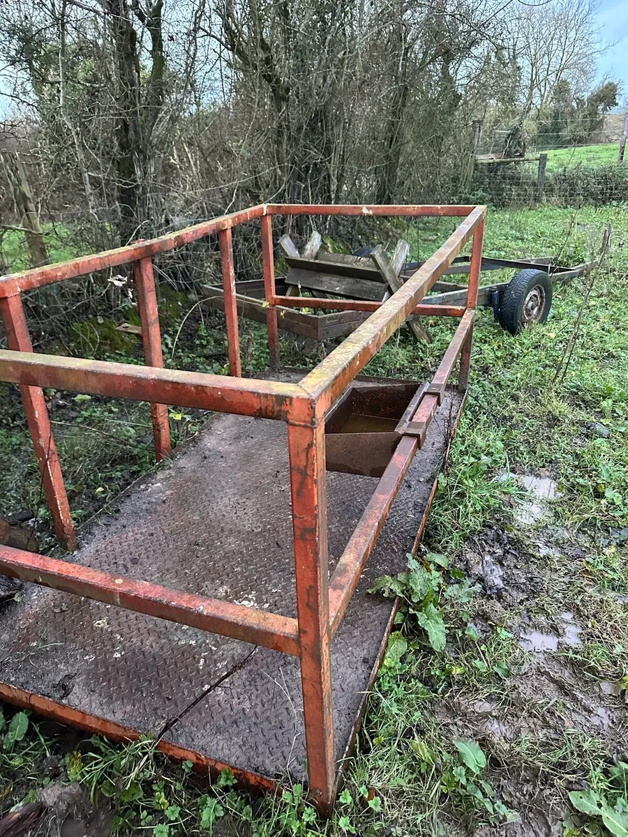 Builders Cradle - Image 1