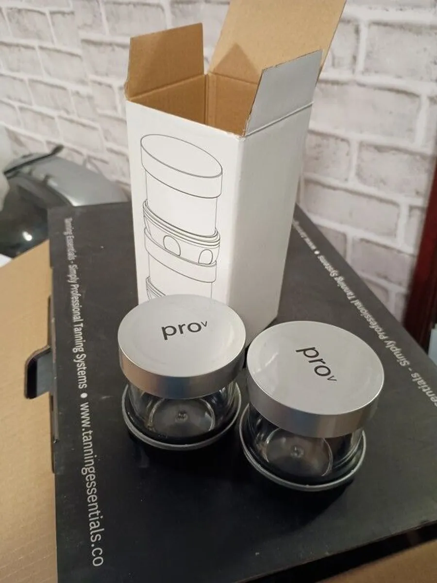 spray tan machine and tent - Image 4