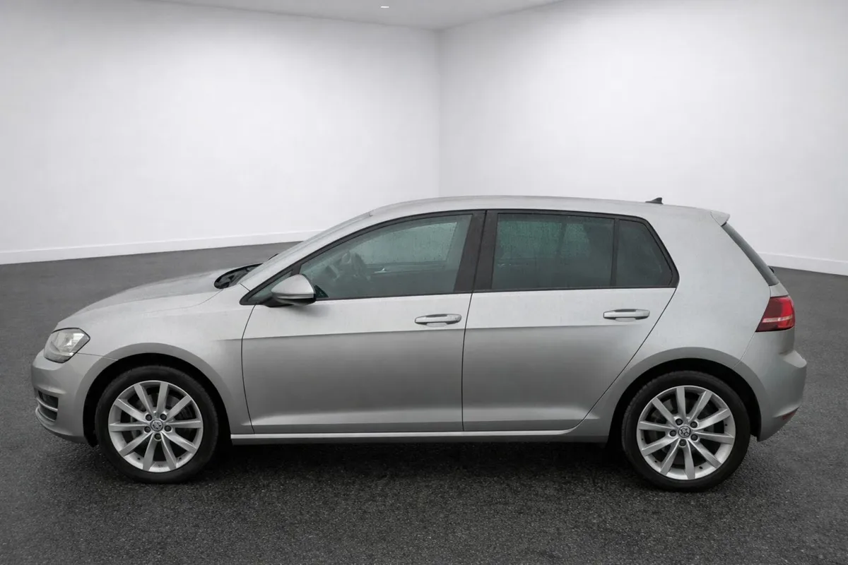 VW Golf - 1.2 TSI Comfortline - 2017 - Image 2