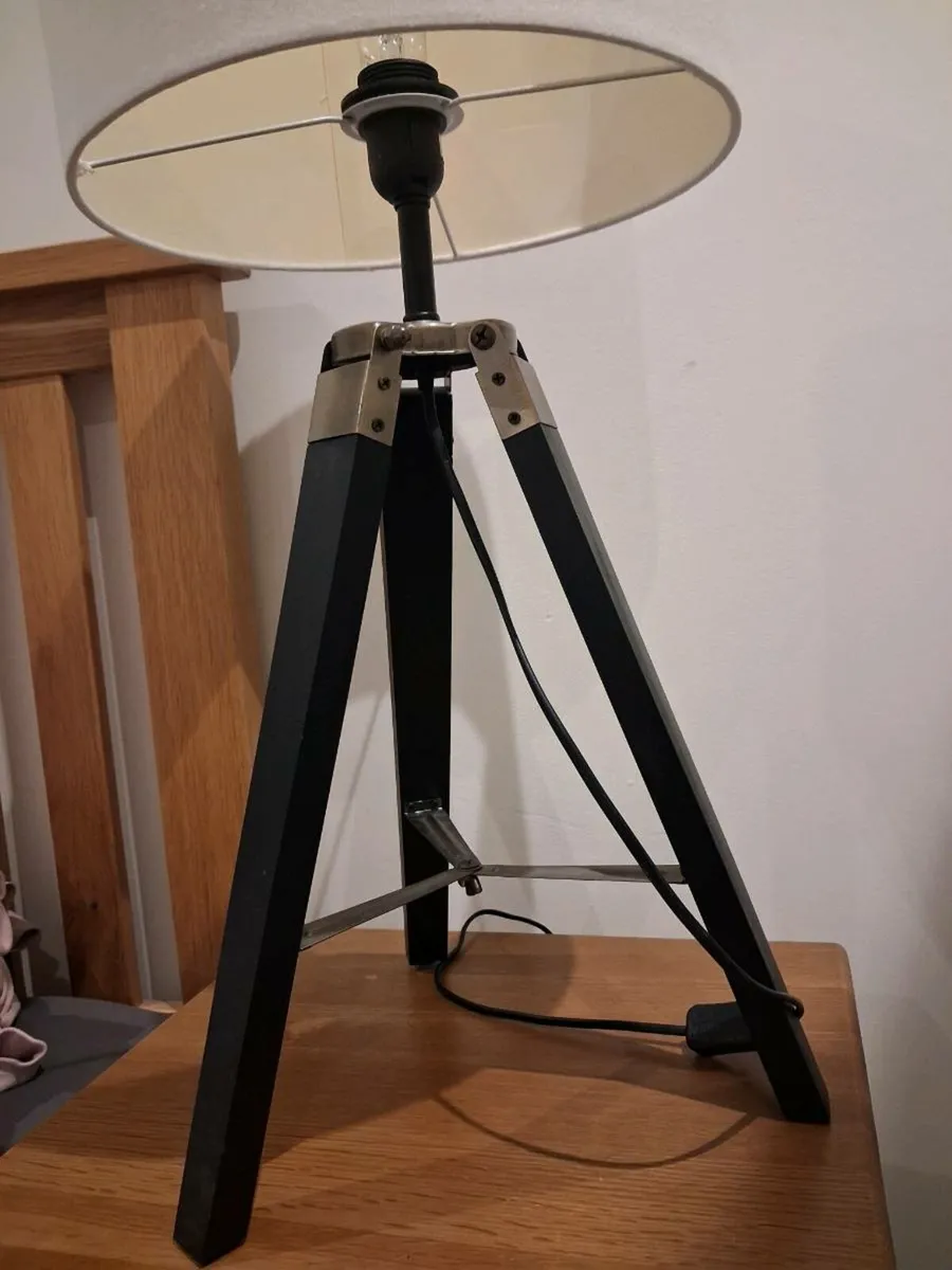 Tripod Table Lamp - Image 4