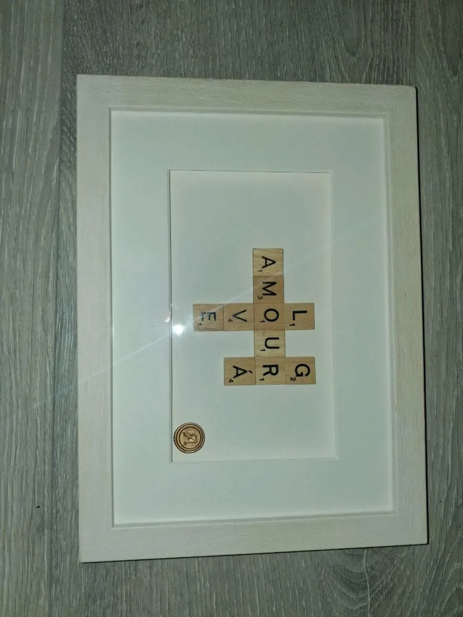 Amilie Designs frame - Image 1