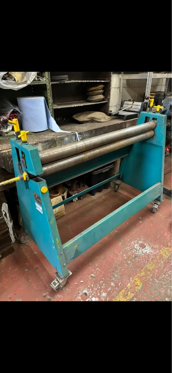 Edwards  5’ pinch rolls on wheels 2.5MM - Image 4