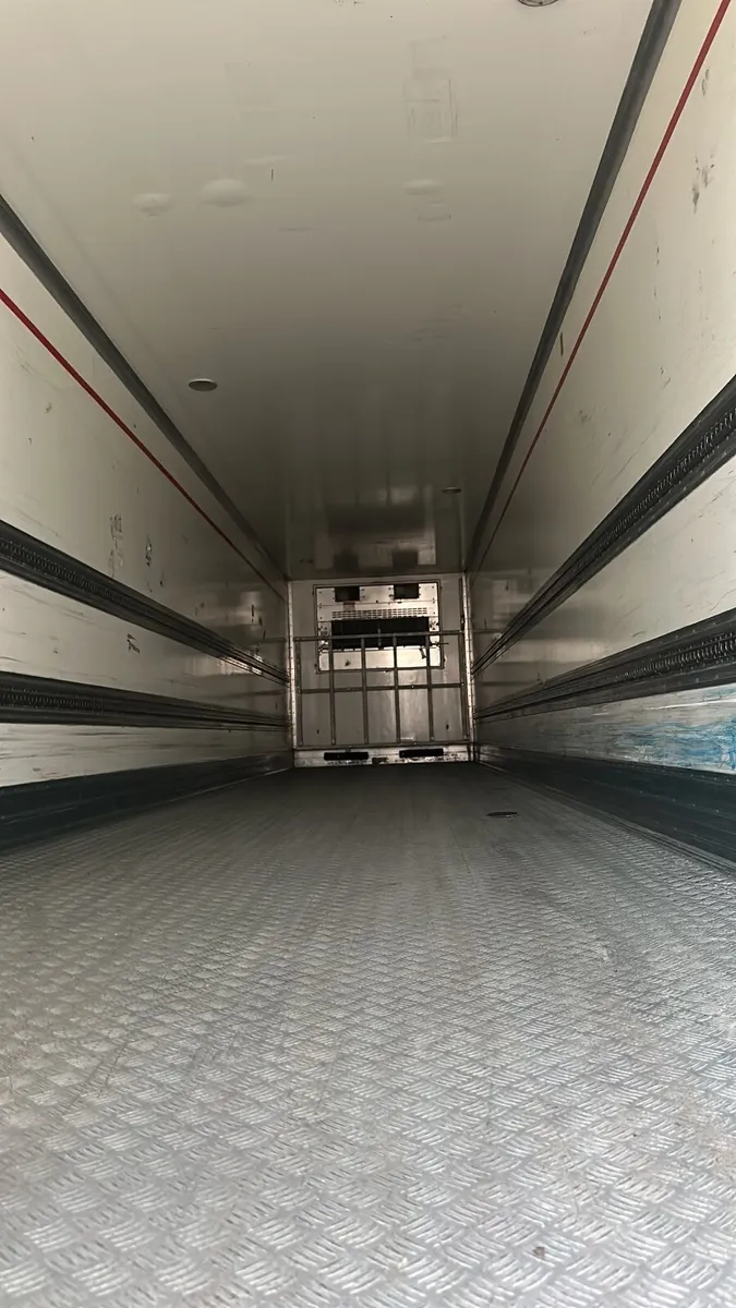 Fridge trailer - Image 4