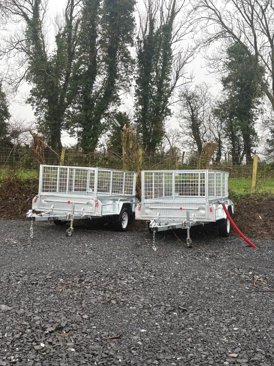 7x4 & 6x4 MANUAL TIPPING TRAILERS - Image 3