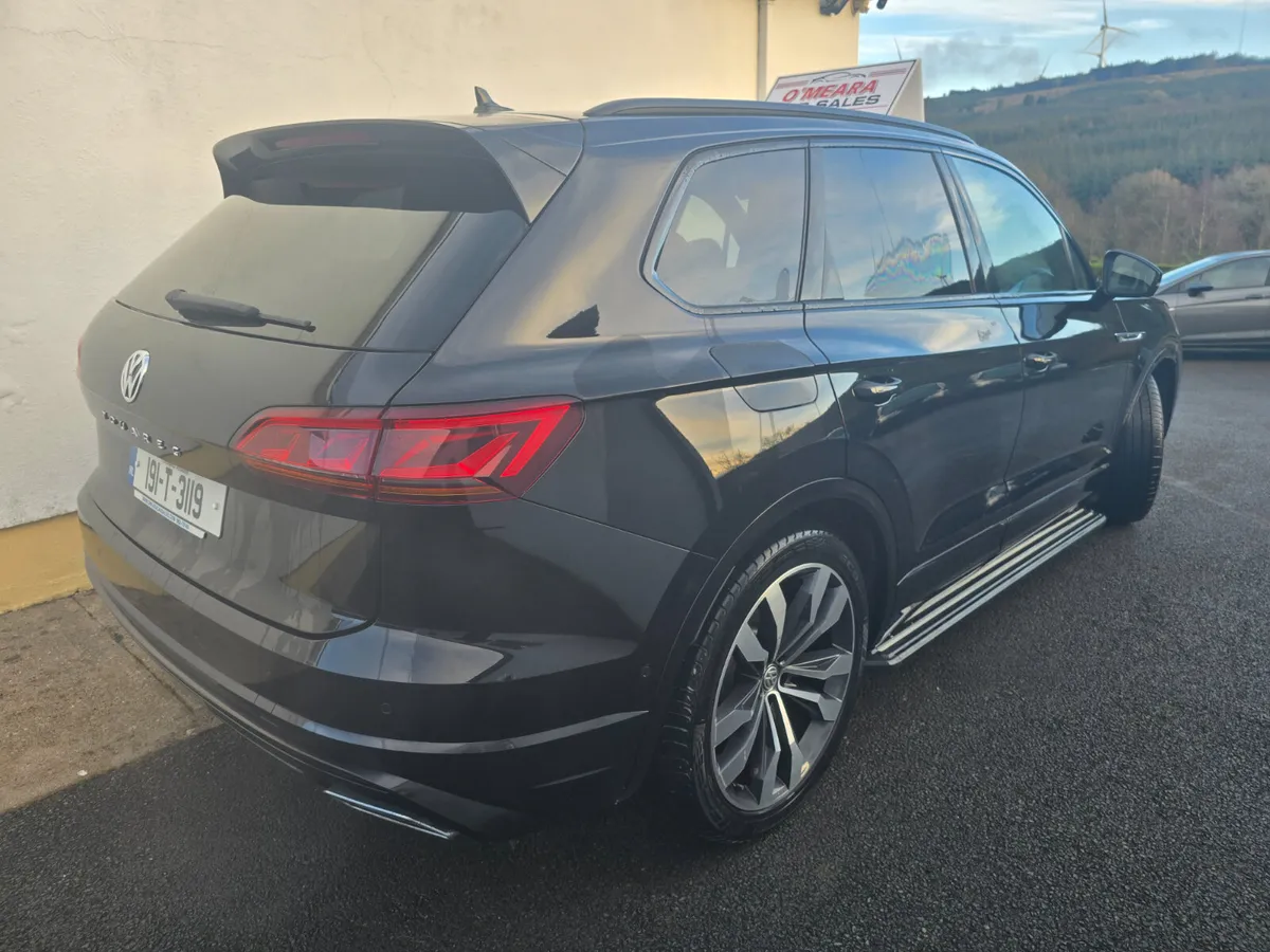 2019 Volkswagen Touareg R-Line 286BHP - Image 4