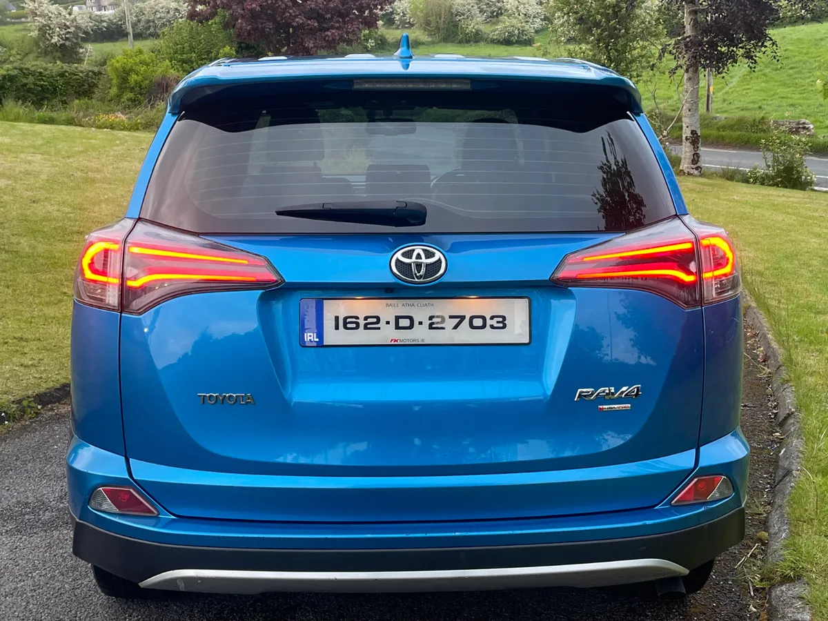 JAN SALE 🛞 Toyota RAV4 2016 diesel - Image 3