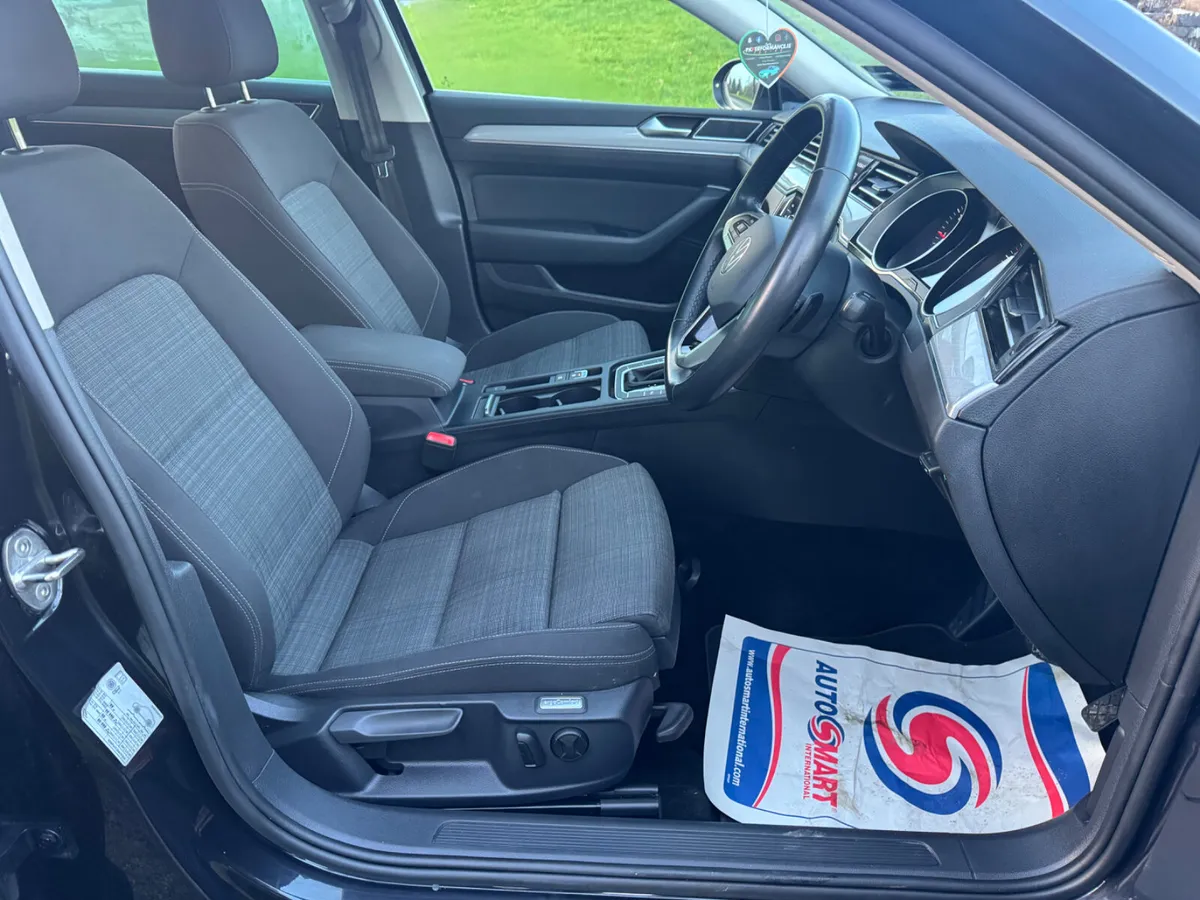 JAN SALE 🛞 Volkswagen Passat 2022 AUTO - Image 4