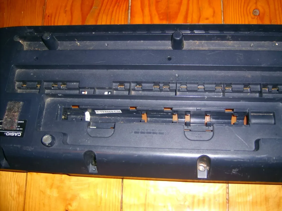 Casio keyboard - Image 4