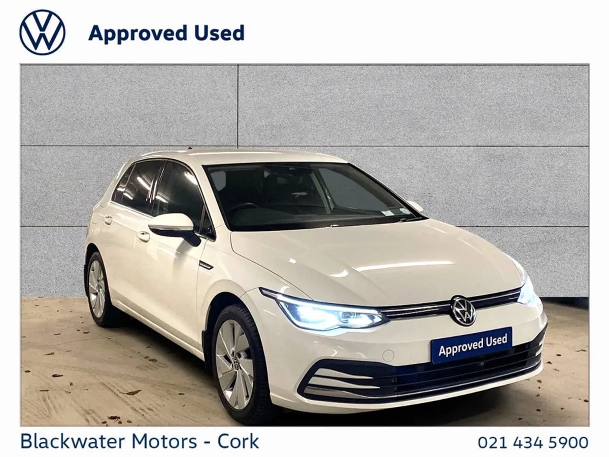 Volkswagen Golf STYLE 1.5 TSI MHEV AUTOMATIC 150BH - Image 1