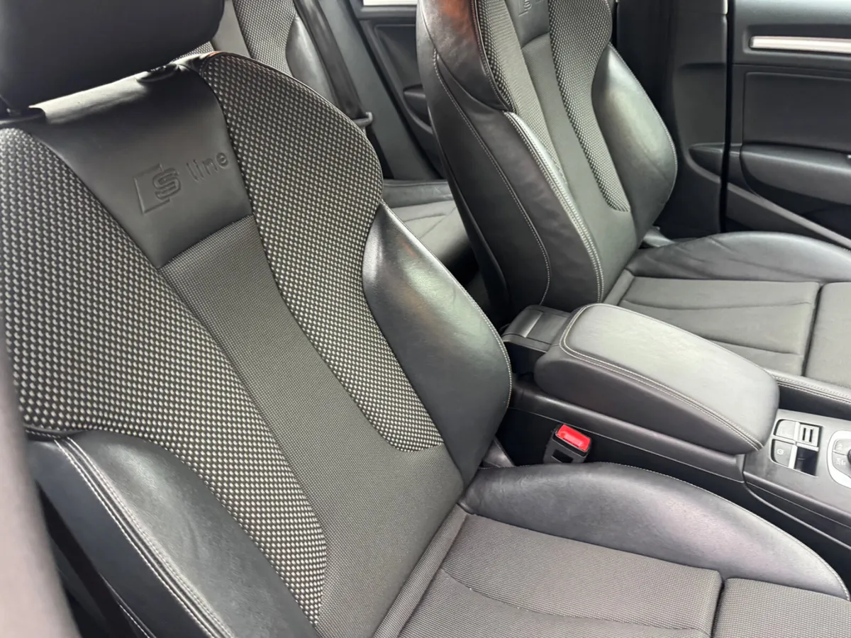 JAN SALE 🛞 Audi A3 2016 Sline manual - Image 4