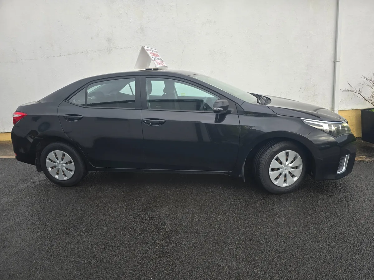 Toyota Corolla 2014 D4d - Image 4