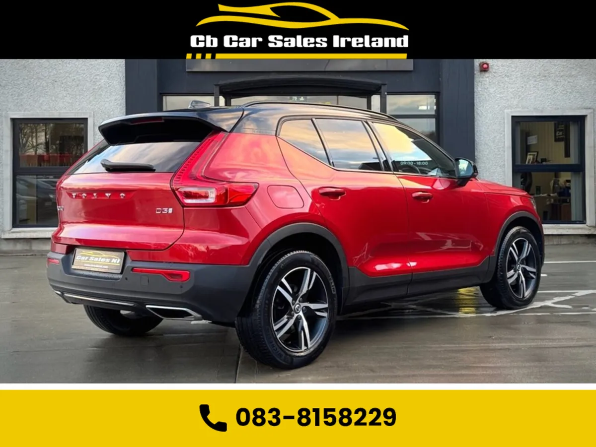 Volvo XC40 2.0 D3 R-Design SUV 5dr Diesel Auto Eur - Image 4