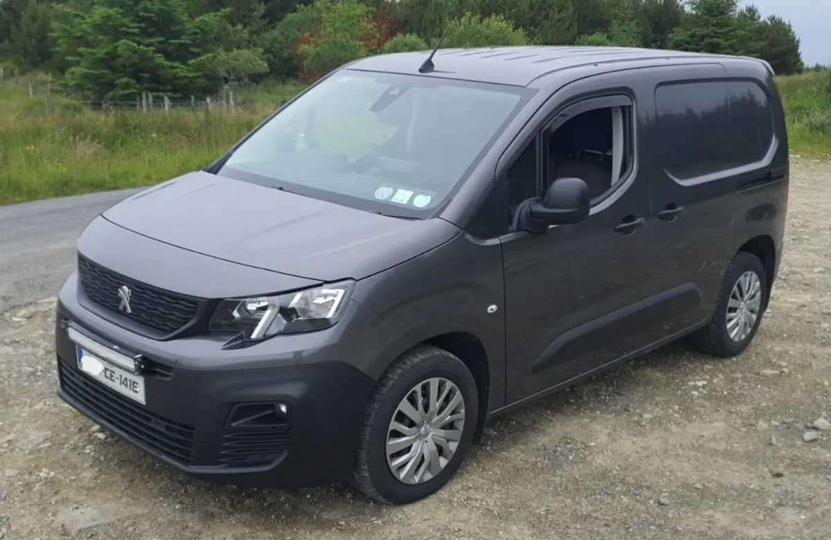 Peugeot Partner Professional Plus - Image 2