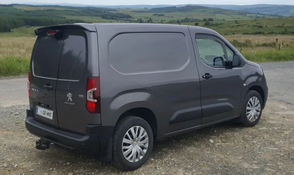 Peugeot Partner Professional Plus - Image 3