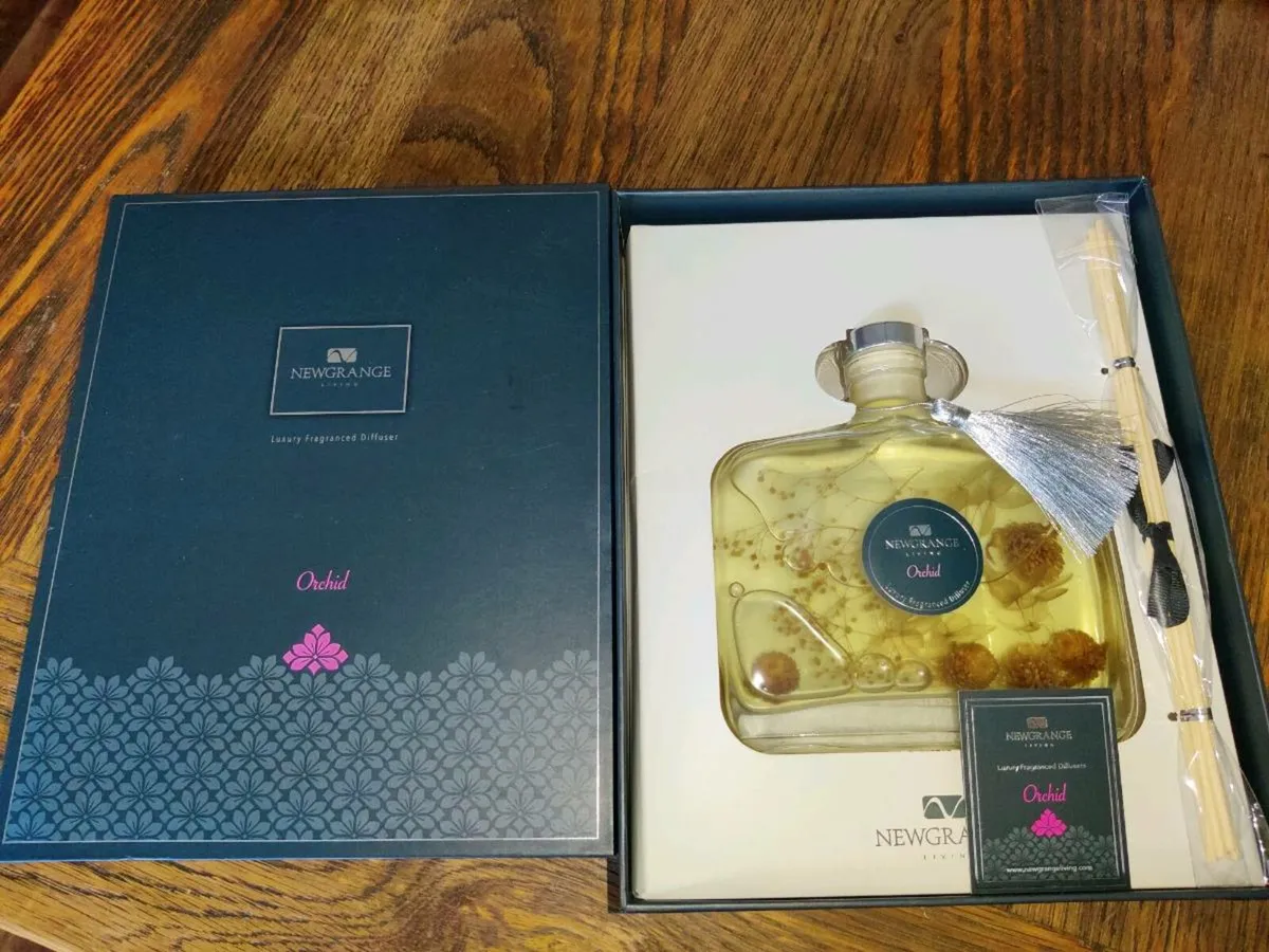 HUGE NEWGRANGE ORCHID DEFUSER, Still In Box - Image 4