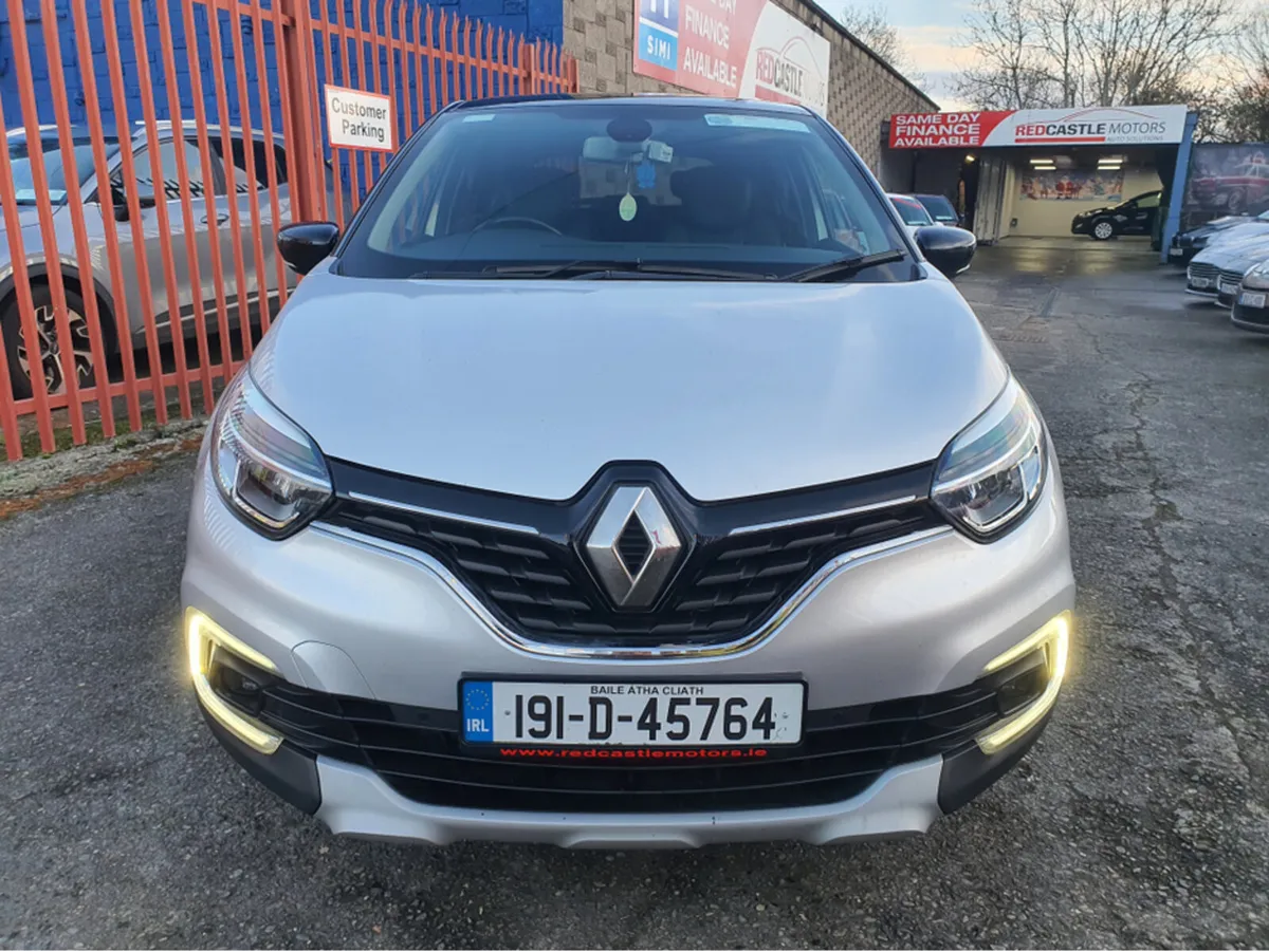 Renault Captur 0.9 TCE GT LINE 90PS 5DR (NCT 01/27 - Image 2