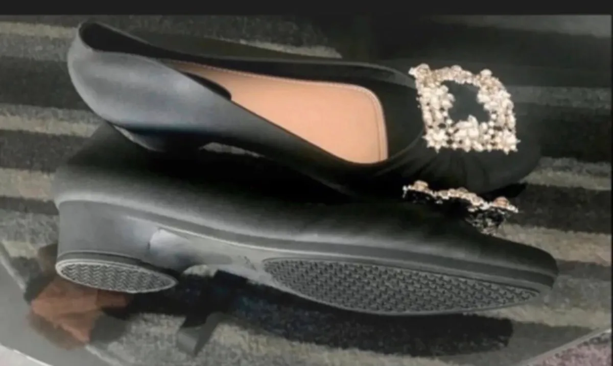 Ladies Shoes UK.5 Brand New.. - Image 2