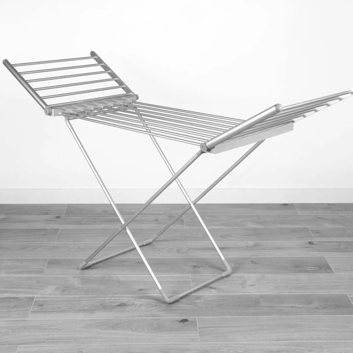 Heated Clothes Airer - Aluminium Drying Rack - Image 2