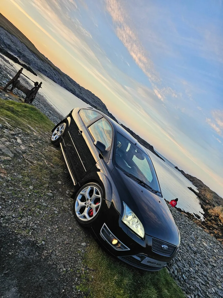 2007 Ford Focus ST 2.5 - Image 3