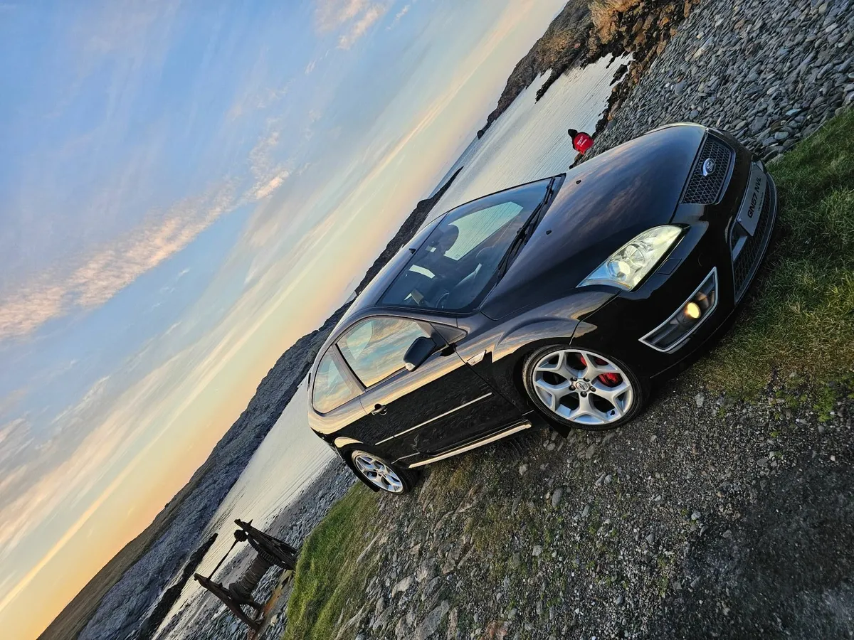 2007 Ford Focus ST 2.5 - Image 1