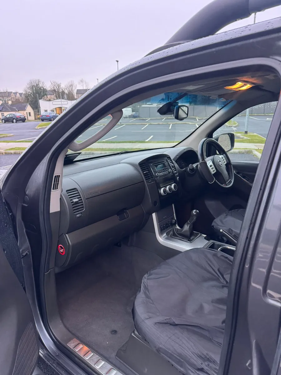 Nissan Navara 2013 - Image 3