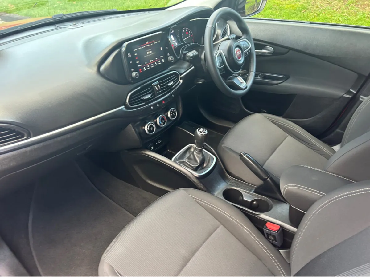 Fiat Tipo 1.0 100HP 5DR - Image 3