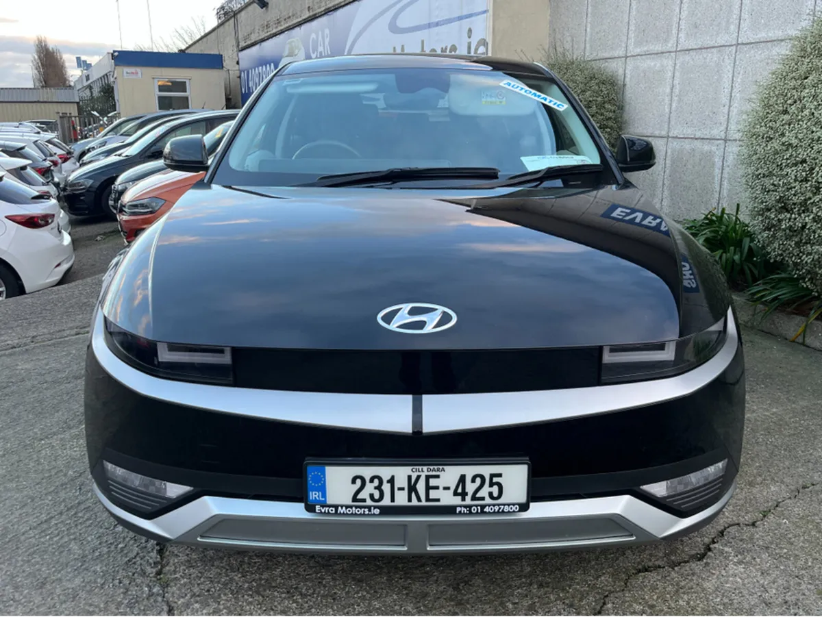 Hyundai IONIQ 5 EXECUTIVE 58KW //HEATED SEATS AND - Image 2