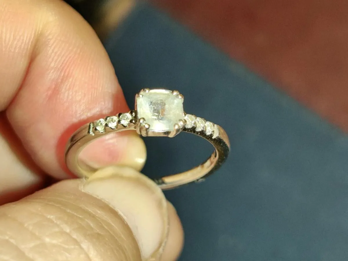 AQUA & DIAMONDS, 9CT White Gold Chunky New Ring ! - Image 1