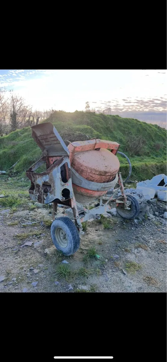 Towable 3 bag cement mixer - Image 2