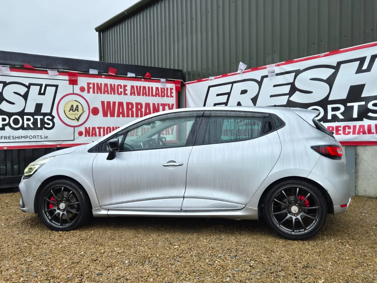 RENAULT CLIO RS  ***TOP SPEC TROPHY EDITION*** - Image 3