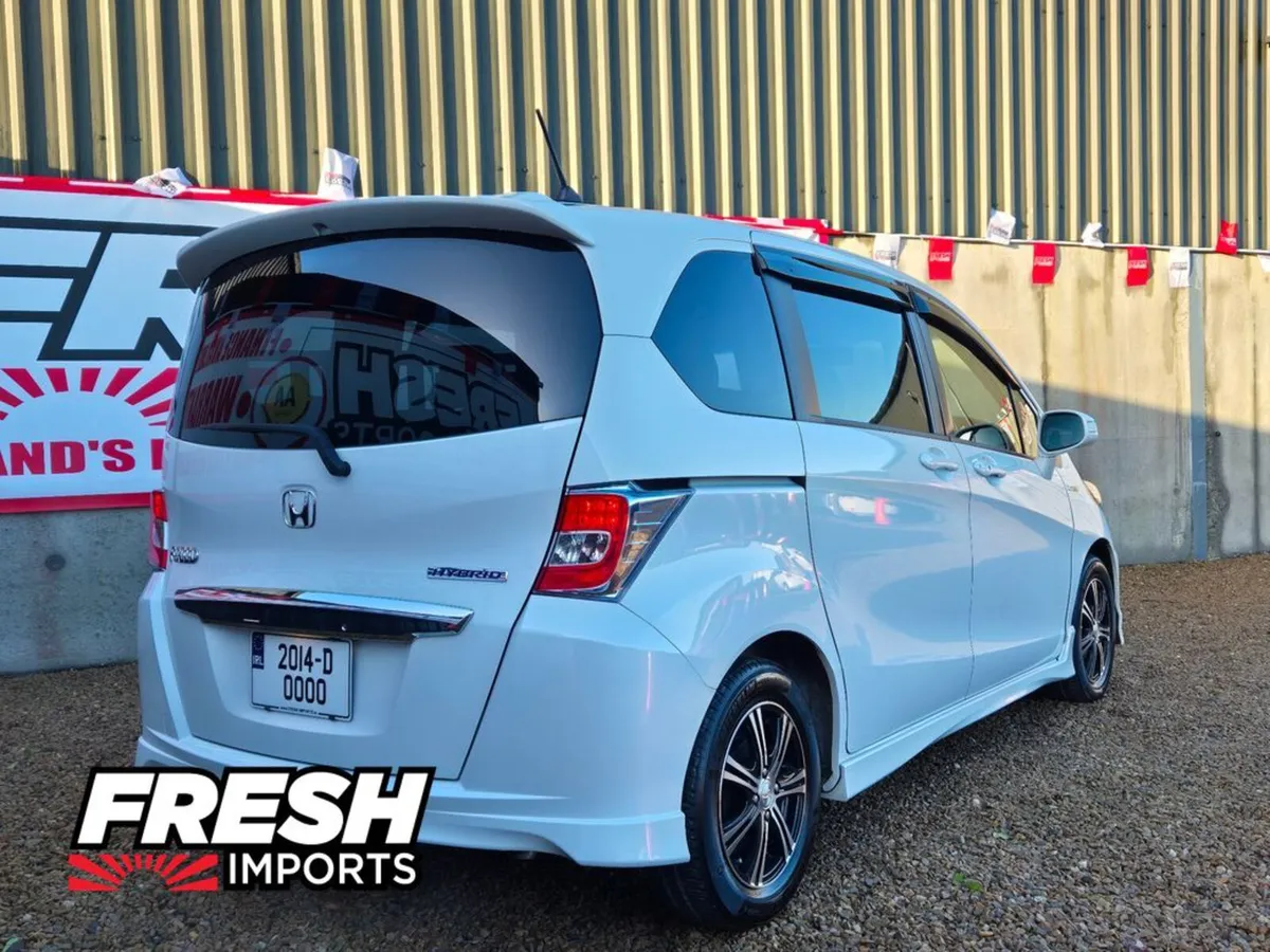 HONDA FREED   ***TOP SPEC MODEL*** - Image 2