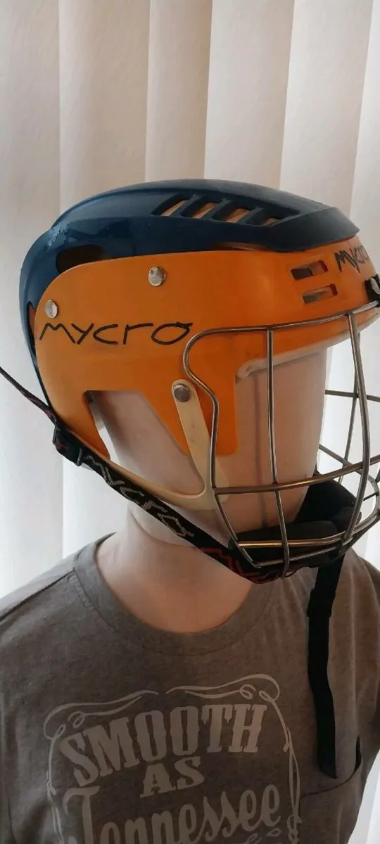 GAA helmet - Image 2