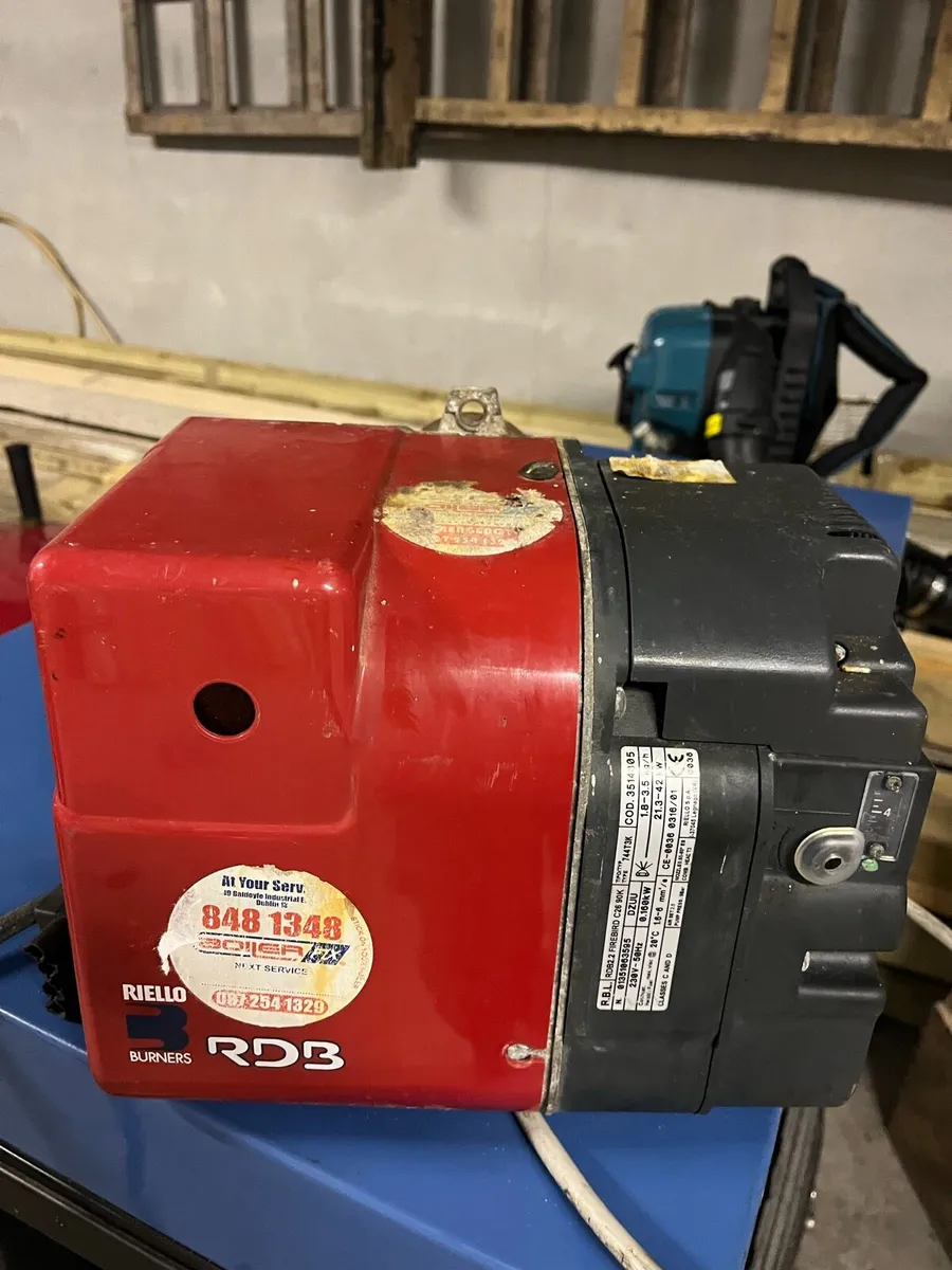 Rdb oil burner - Image 1
