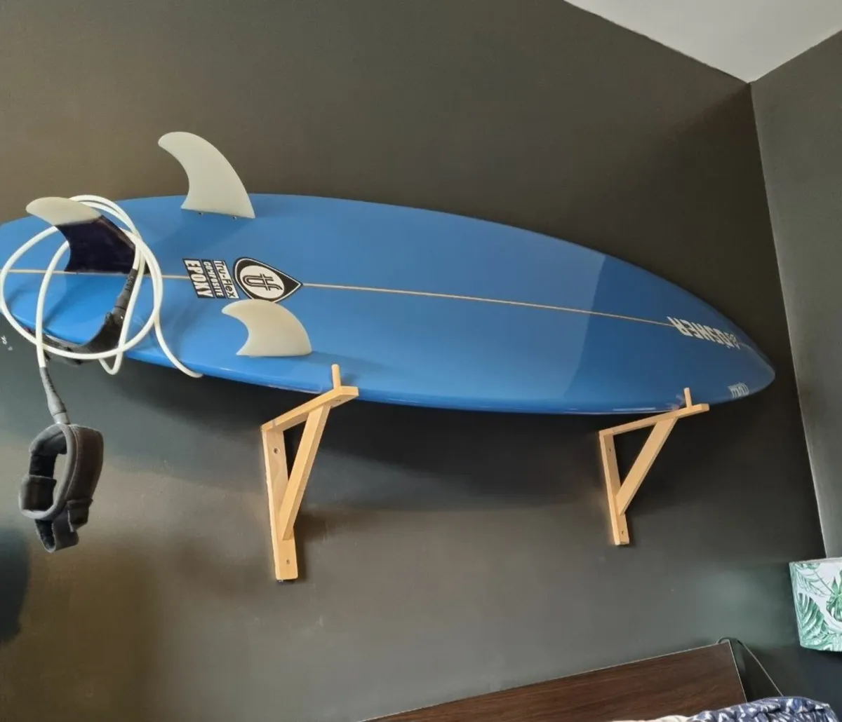 Surfboard - Image 1