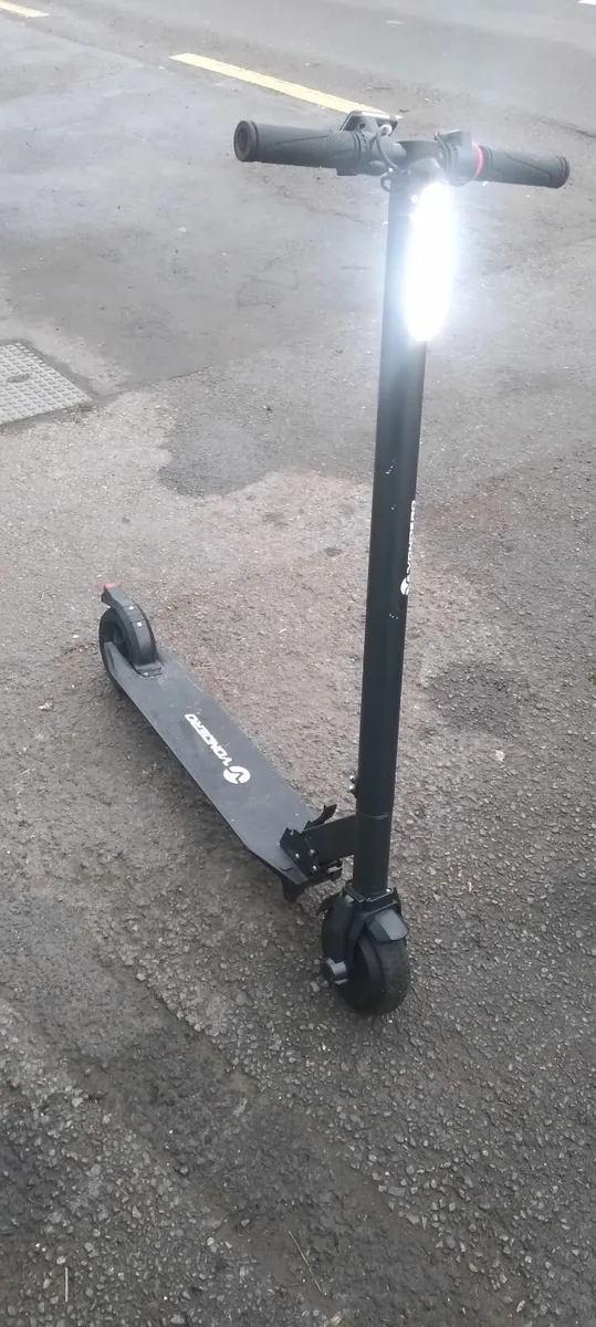 3 electric scooter read add priced - Image 4