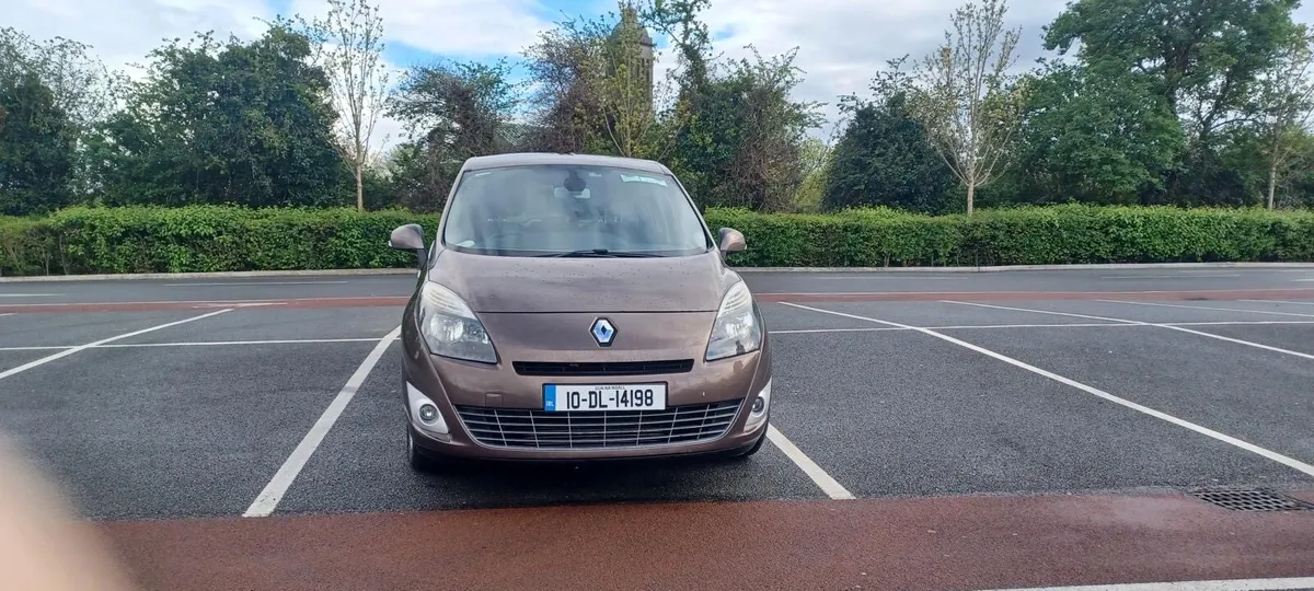 2010 Renault Grand Scenic 1.5 DCI - Image 1