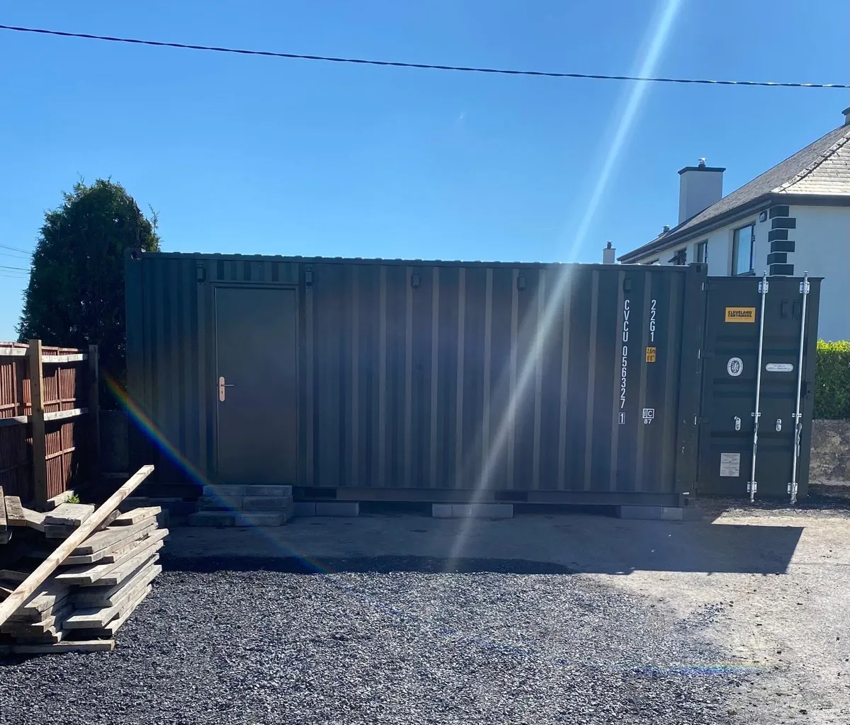 20 foot container
