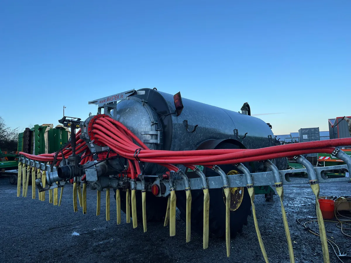 Second hand Slurry tank / dribble bar mastek - Image 2