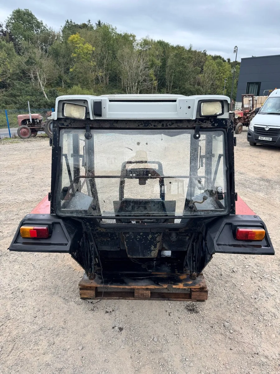 Massey Ferguson LoProfile 300 Series Cab - Image 3