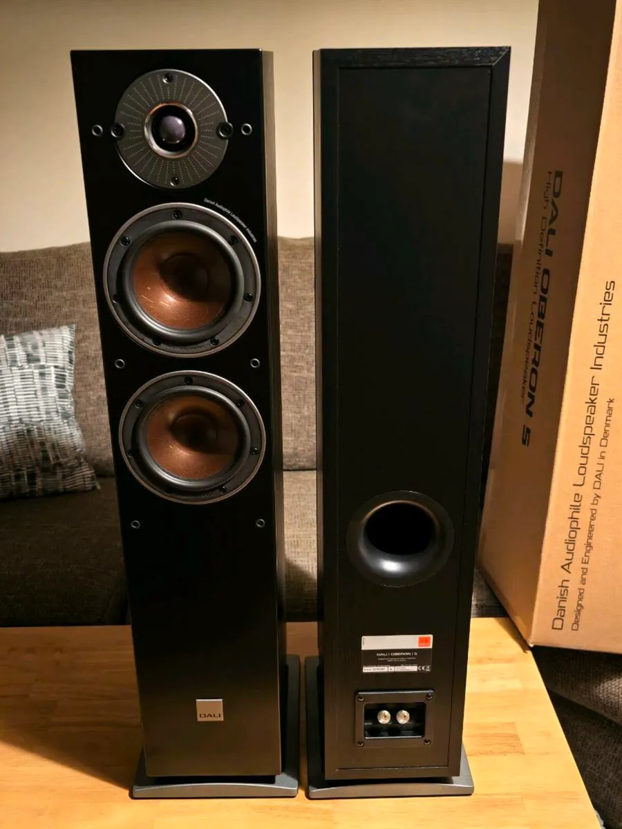 Dali Oberon 5 speakers - Image 2