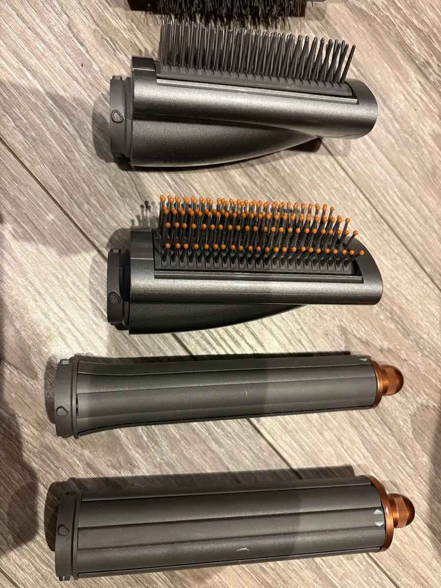 Dyson airwrap - Image 4