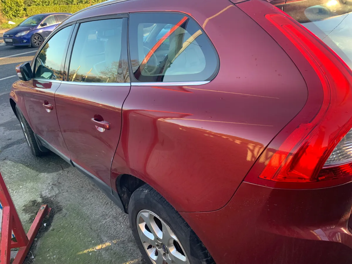 Volvo XC60 2012 TRADE SALE - Image 2