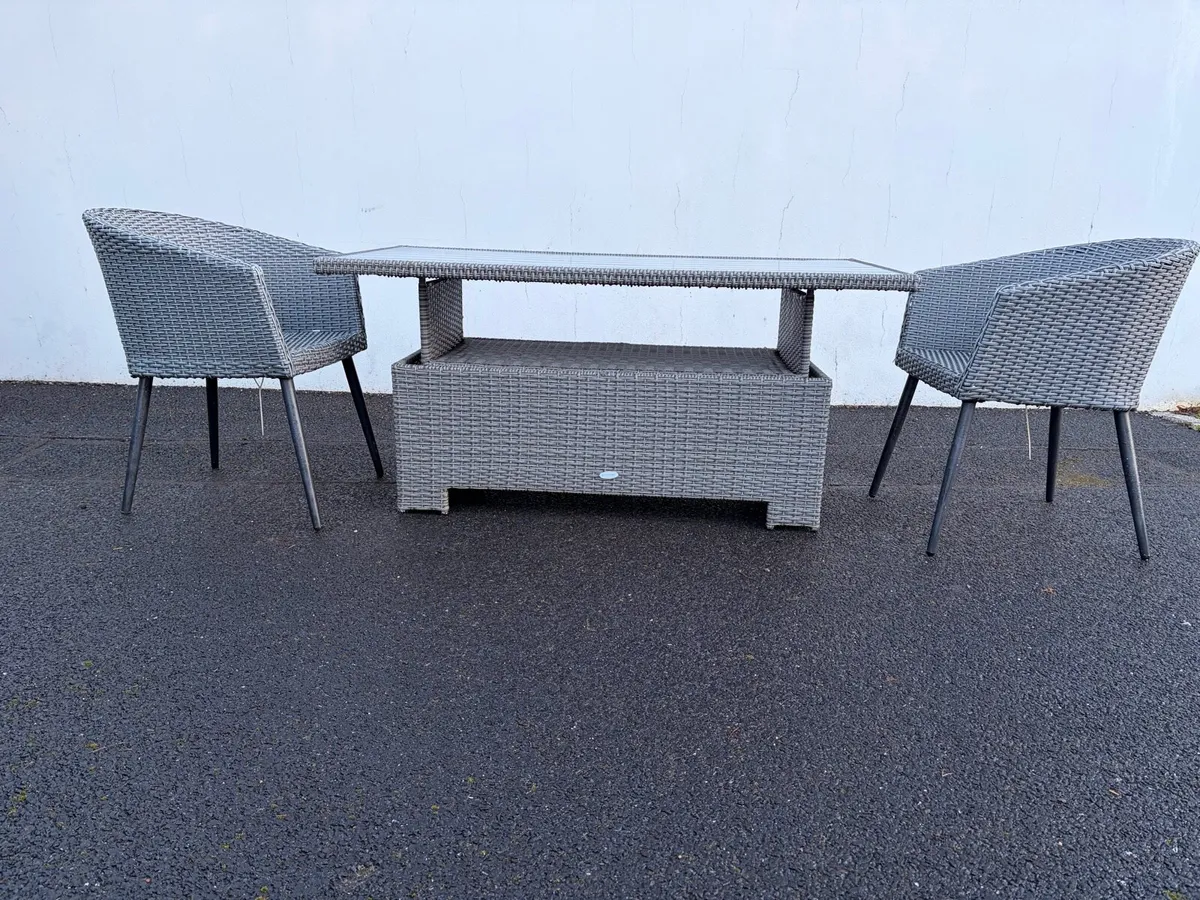 Rattan Garden Furniture - Image 1