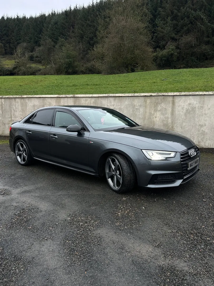 Audi A4 2018 - Image 2