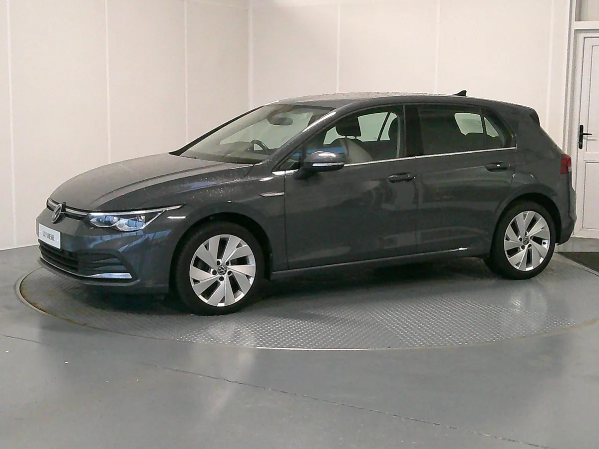 Volkswagen Golf 2022 - Image 3