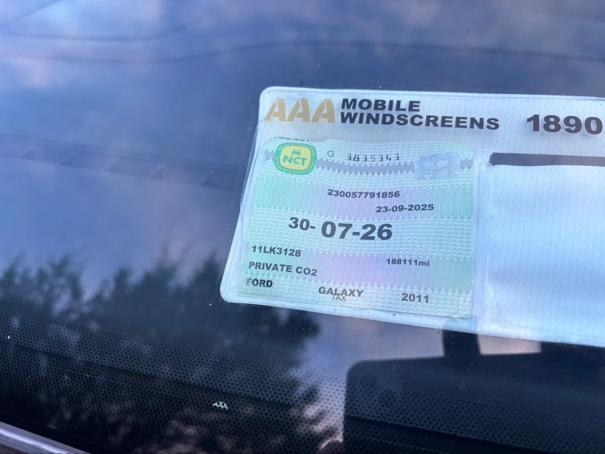 Ford Galaxy 2011 - Image 2